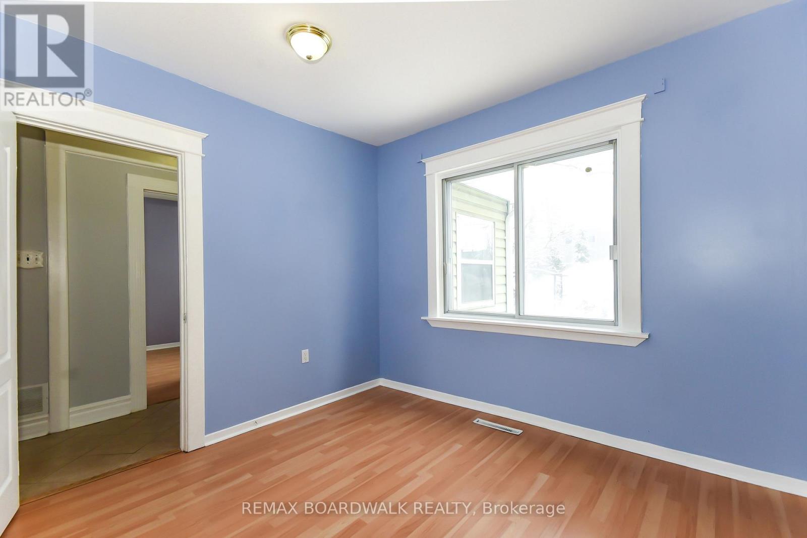 406 Marguerite Avenue, Ottawa, Ontario  K1L 7W6 - Photo 21 - X12717030