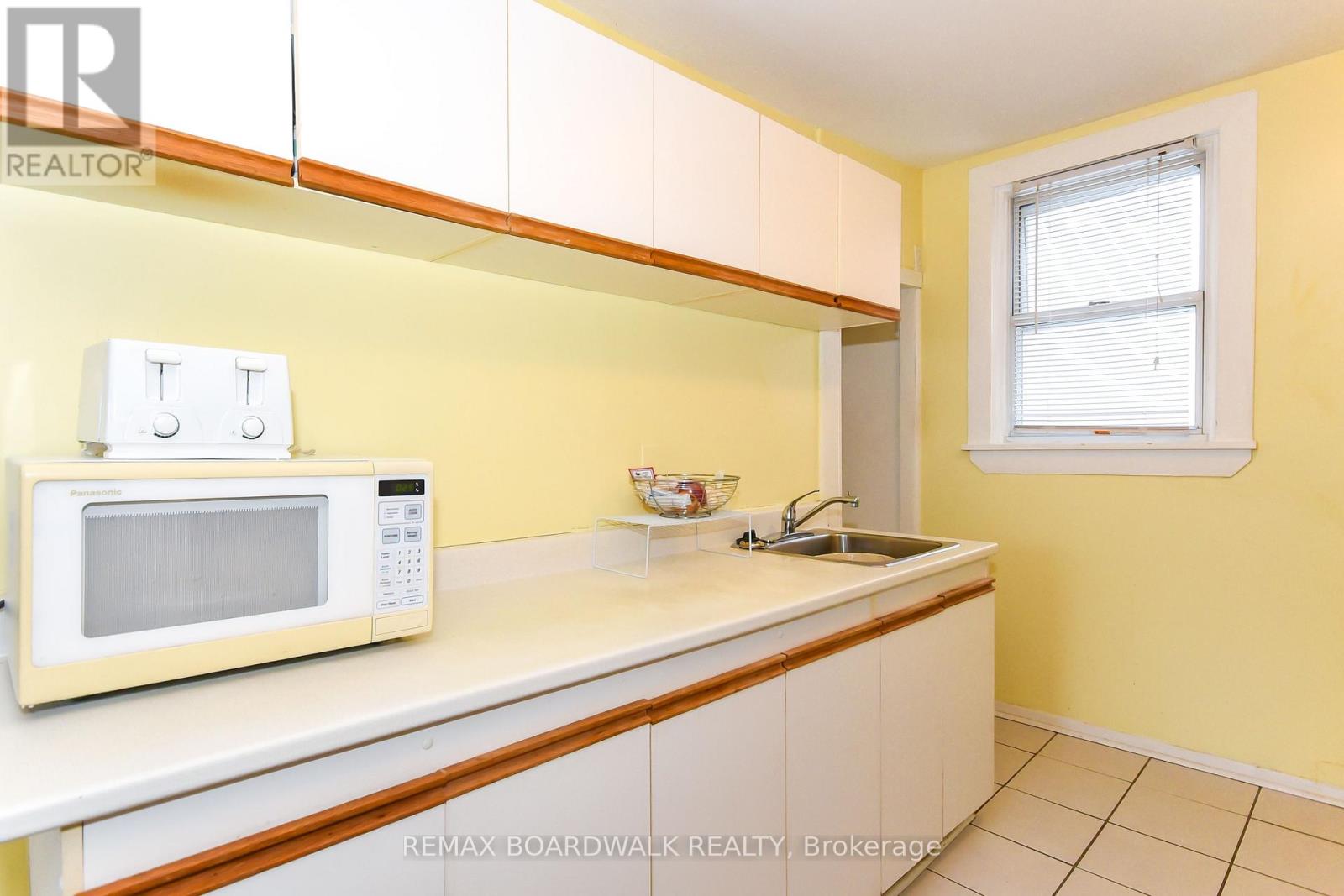 406 Marguerite Avenue, Ottawa, Ontario  K1L 7W6 - Photo 30 - X12717030