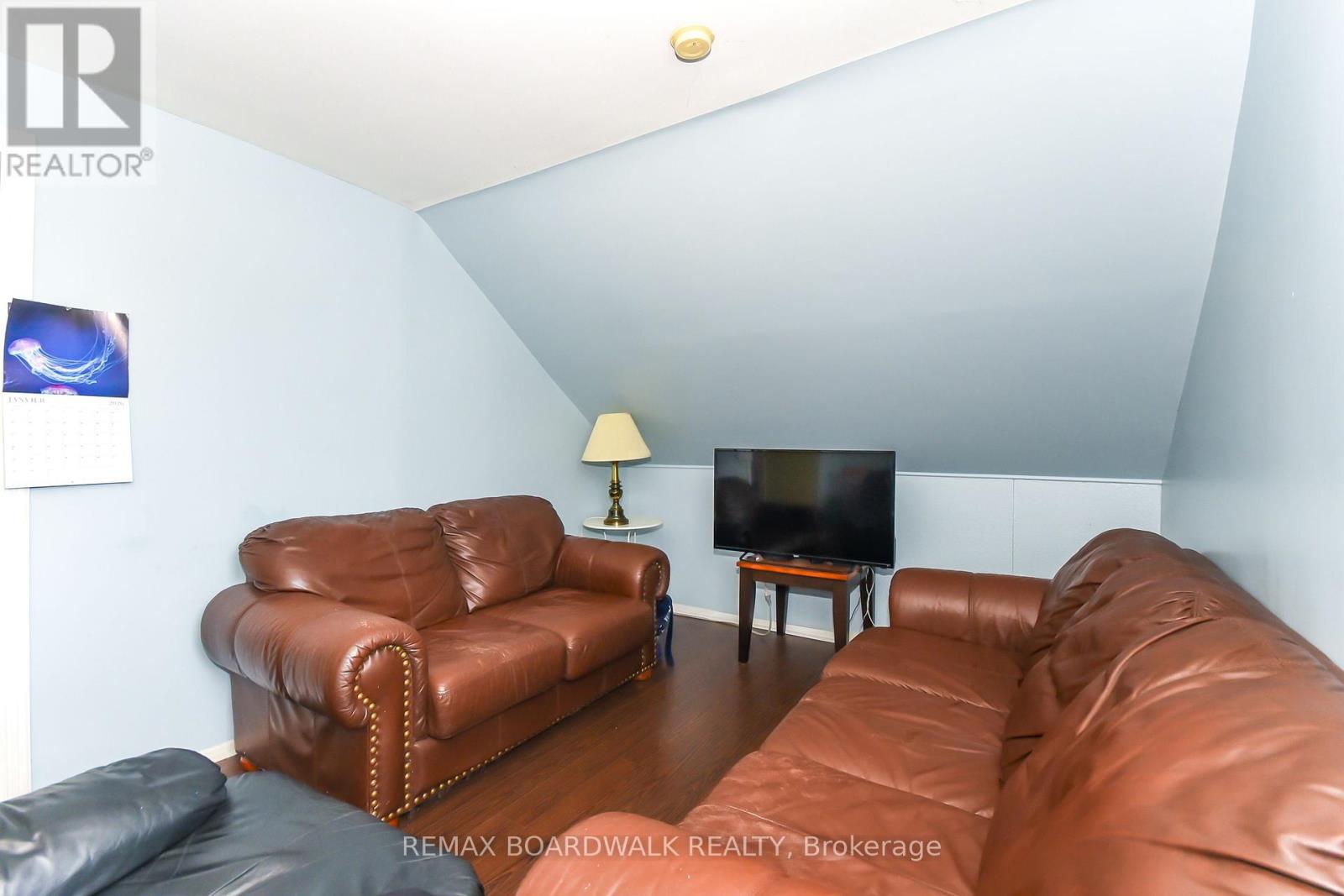 406 Marguerite Avenue, Ottawa, Ontario  K1L 7W6 - Photo 34 - X12717030