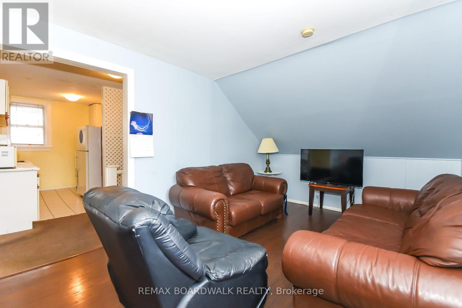 406 Marguerite Avenue, Ottawa, Ontario  K1L 7W6 - Photo 35 - X12717030