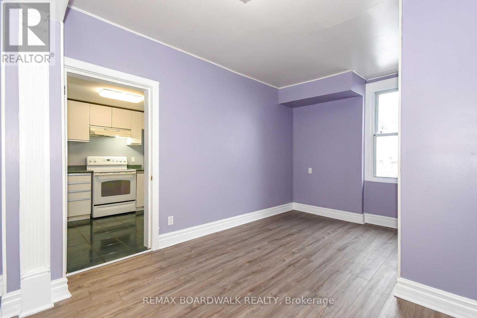 406 Marguerite Avenue, Ottawa, Ontario  K1L 7W6 - Photo 9 - X12717030