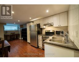 C - 52 STANLEY TERRACE, Toronto, Ontario