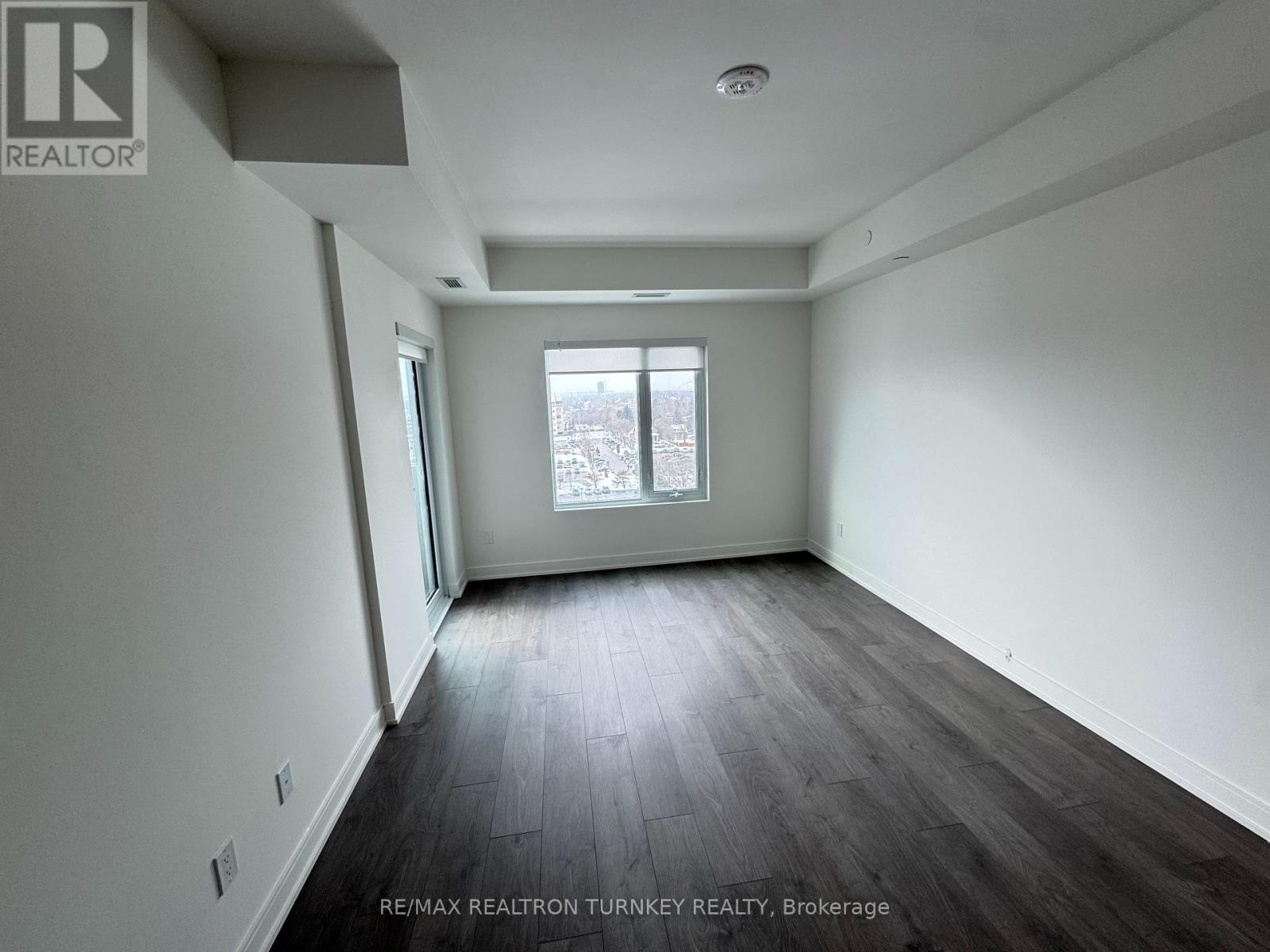 A901 - 705 Davis Drive, Newmarket, Ontario  L3Y 0J1 - Photo 4 - N12710836