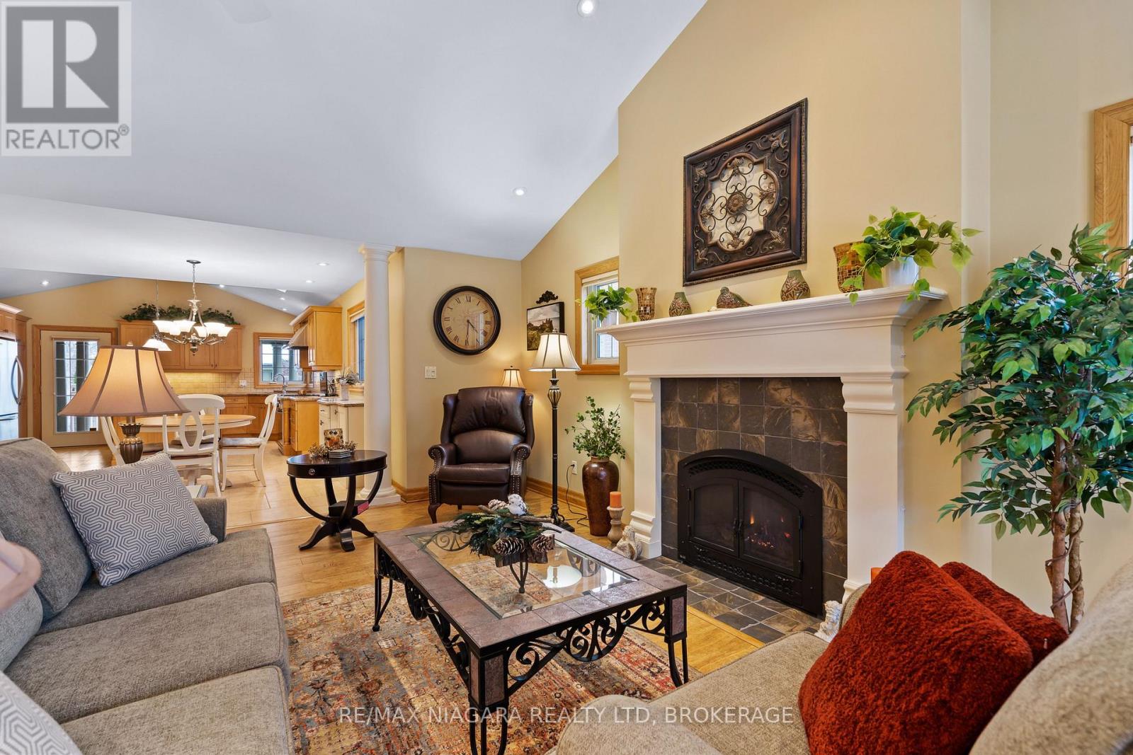 222 Four Mile Creek Road, Niagara-On-The-Lake, Ontario  L0S 1P0 - Photo 12 - X12716880