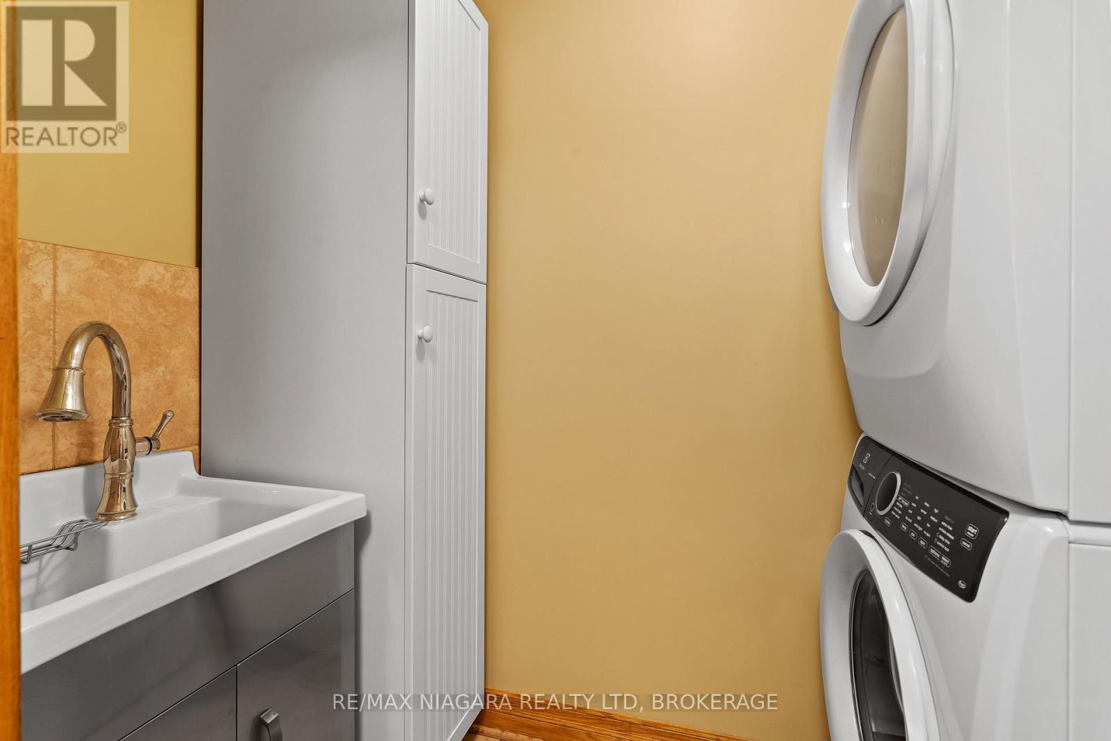 222 Four Mile Creek Road, Niagara-On-The-Lake, Ontario  L0S 1P0 - Photo 18 - X12716880