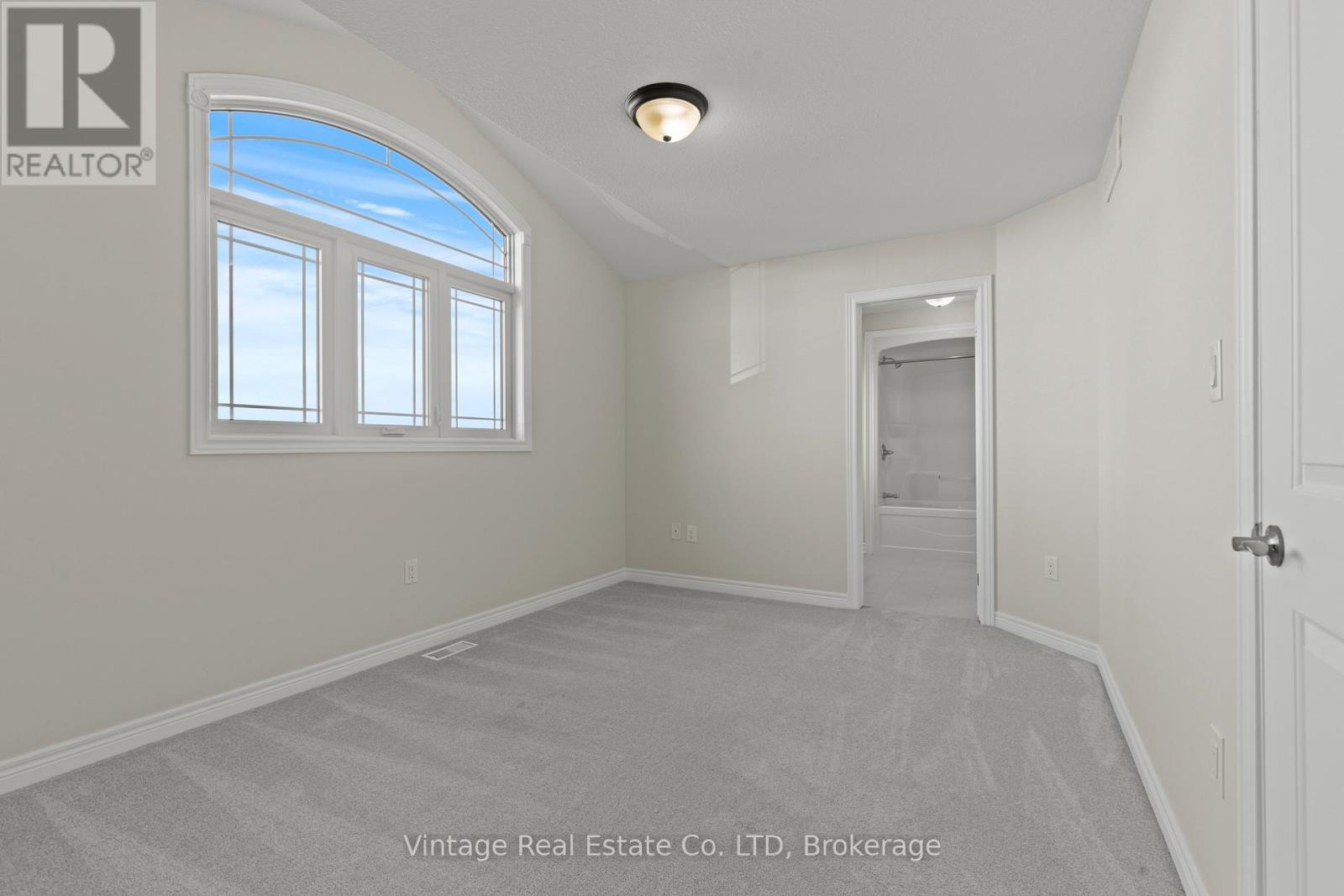 33 Cinnamon Street, Thorold (Rolling Meadows), Ontario  L2V 0H6 - Photo 15 - X12716952