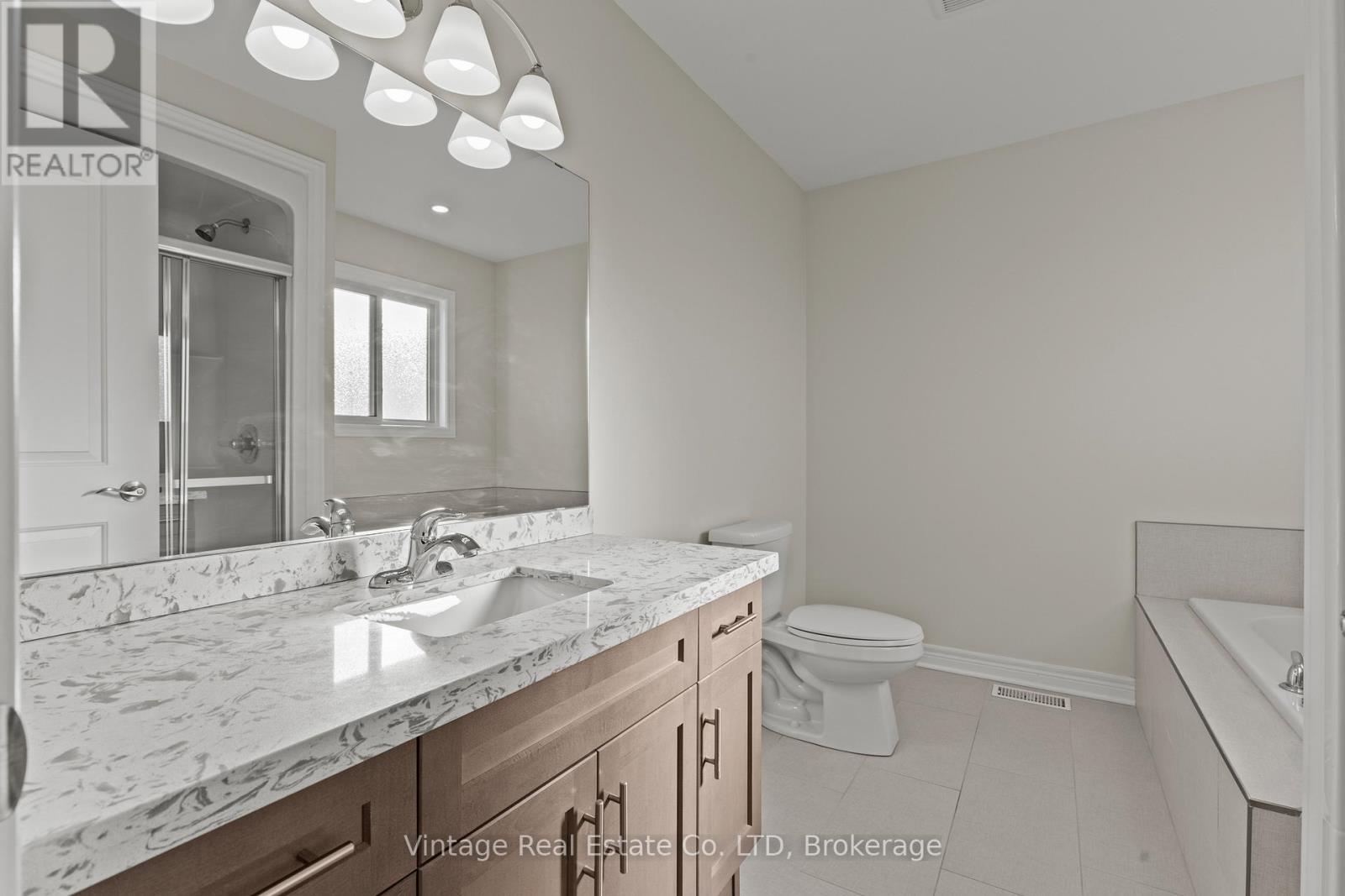 33 Cinnamon Street, Thorold (Rolling Meadows), Ontario  L2V 0H6 - Photo 21 - X12716952