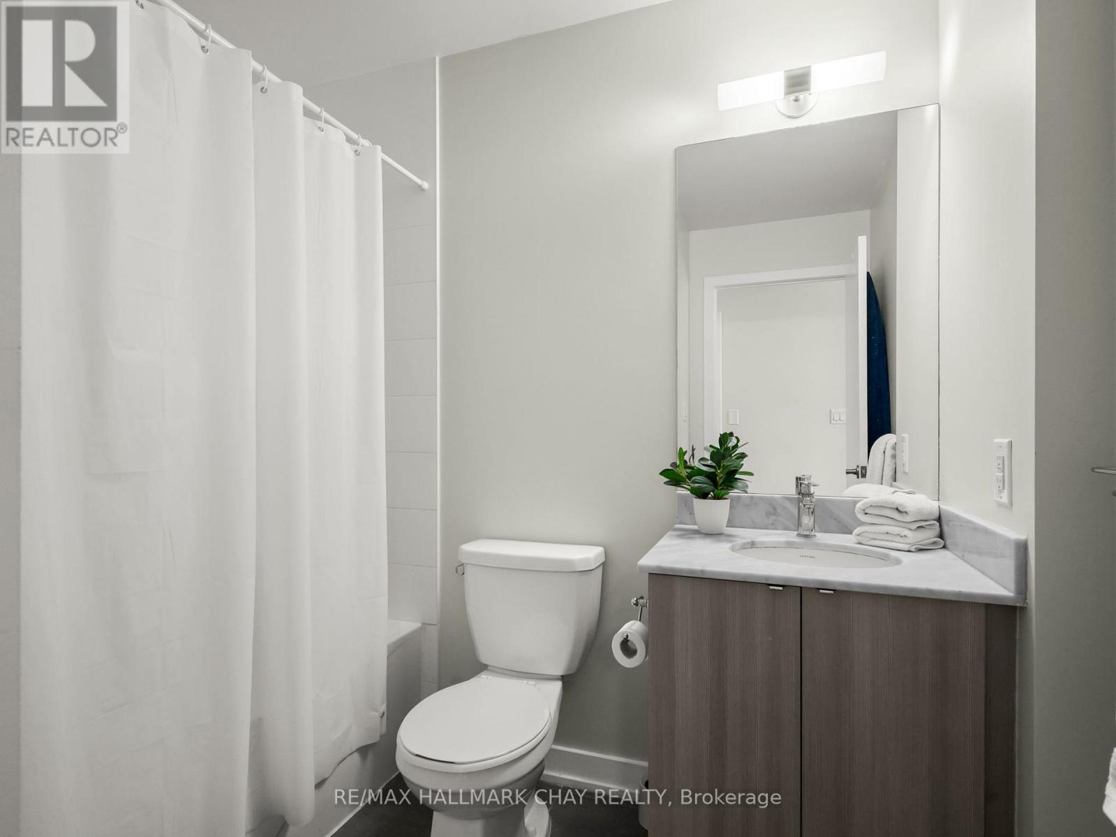 1101 - 4099 Brickstone Mews, Mississauga, Ontario  L5B 0G2 - Photo 18 - W12716410