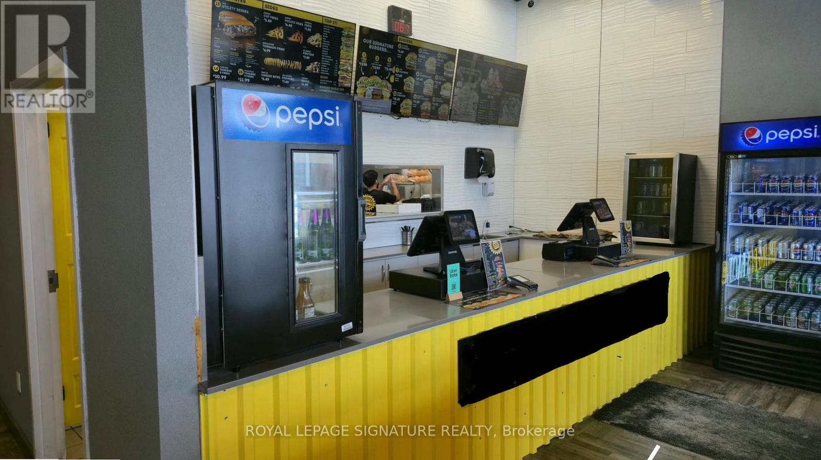 C2 - 780 Eagleson Road, Ottawa, Ontario  K2M 0N2 - Photo 4 - X12713758