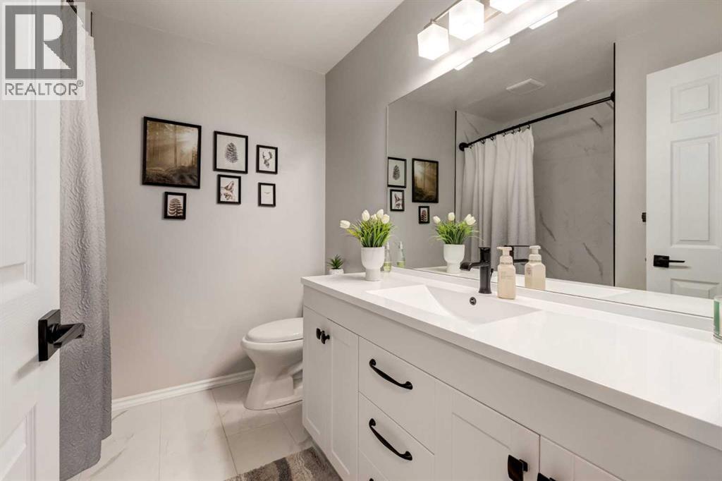 35 Woodstock Road Sw, Calgary, Alberta  T2W 5V8 - Photo 23 - A2280324