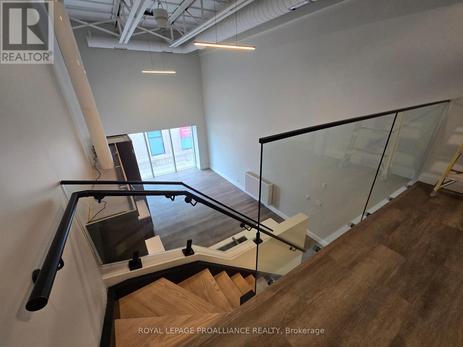 206 - 241 Front Street, Belleville, Ontario  K8N 2Z6 - Photo 11 - X12716808