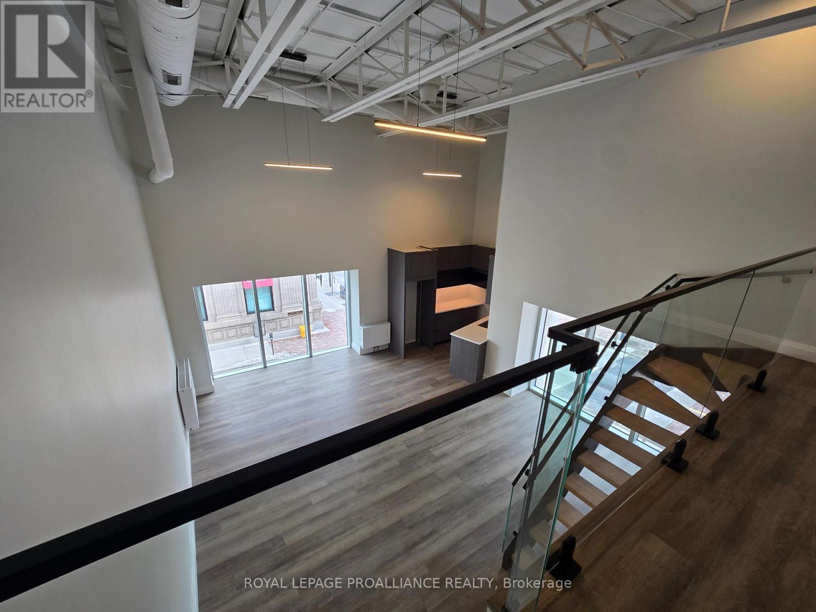 207 - 241 Front Street, Belleville, Ontario  K8N 2Z6 - Photo 15 - X12716872