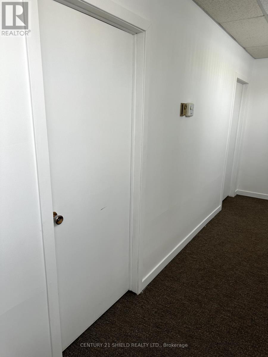 305 Baldwin Avenue, Cornwall, Ontario  K6H 4J6 - Photo 10 - X12364278