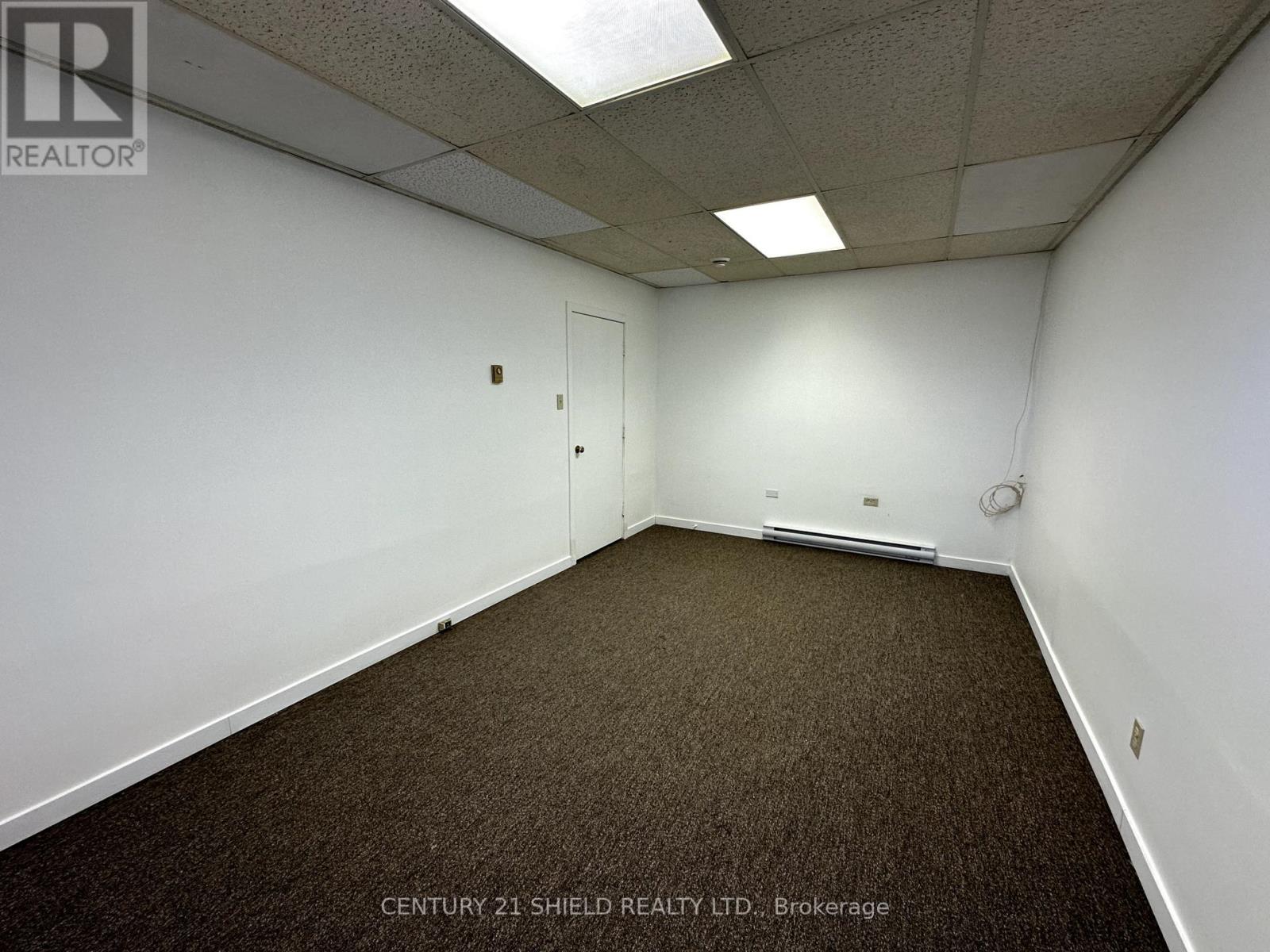 305 Baldwin Avenue, Cornwall, Ontario  K6H 4J6 - Photo 12 - X12364278