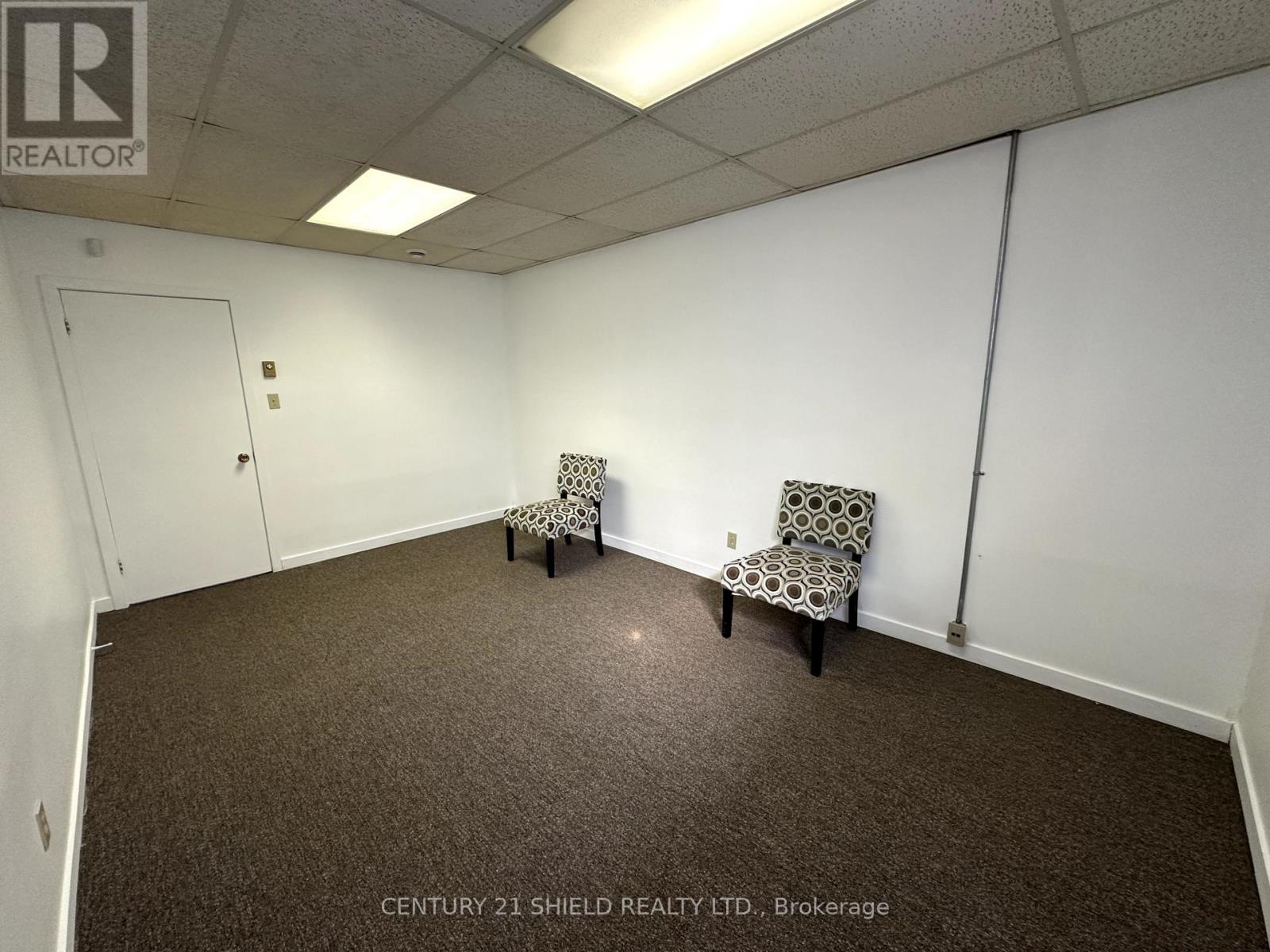 305 Baldwin Avenue, Cornwall, Ontario  K6H 4J6 - Photo 9 - X12364278