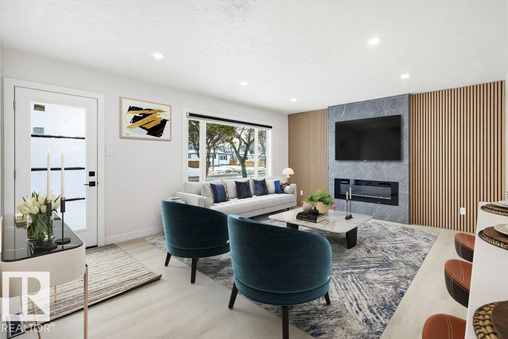 16206 83 AV NW, edmonton, Alberta