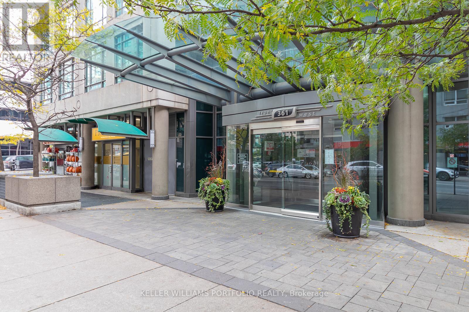 810 - 361 Front Street W, Toronto, Ontario  M5V 3R5 - Photo 34 - C12716734