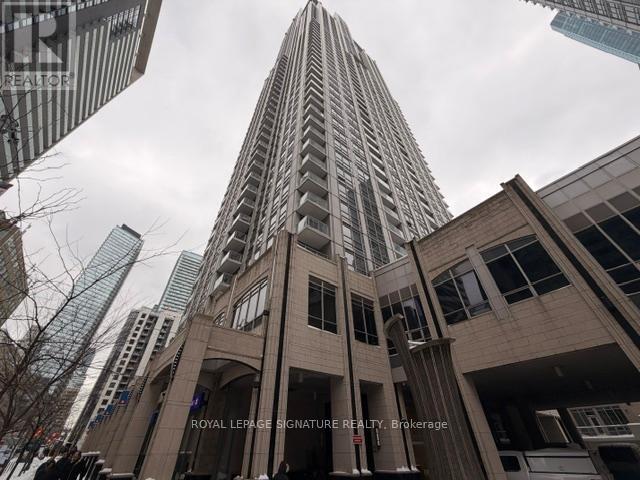4809 - 763 BAY STREET, Toronto, Ontario