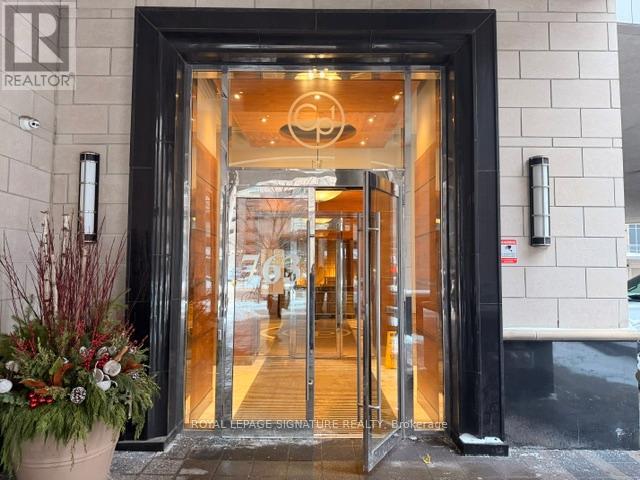 4809 - 763 Bay Street, Toronto, Ontario  M5G 2R3 - Photo 2 - C12716844