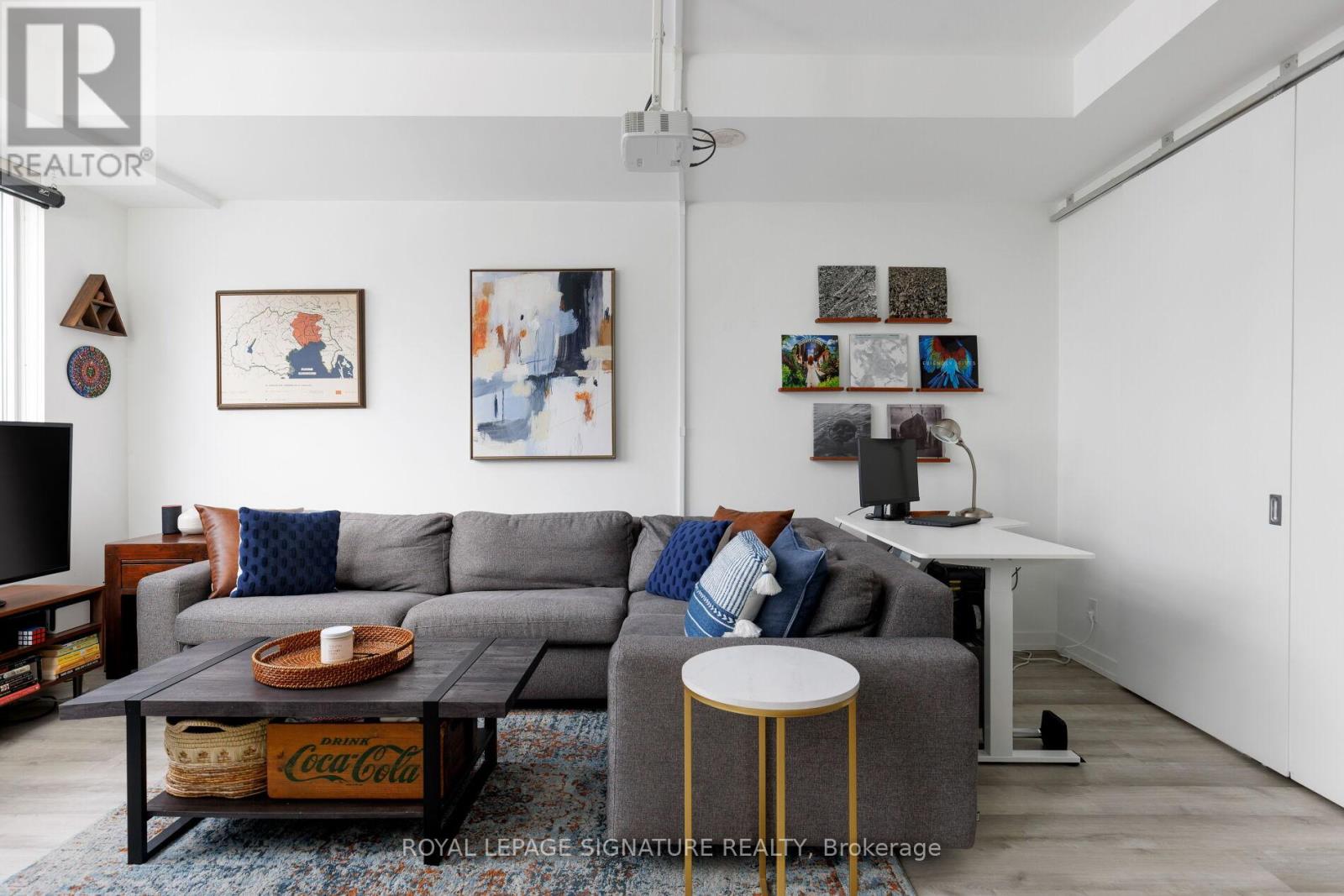 717 - 1 Shaw Street, Toronto, Ontario  M6K 0A1 - Photo 16 - C12716922