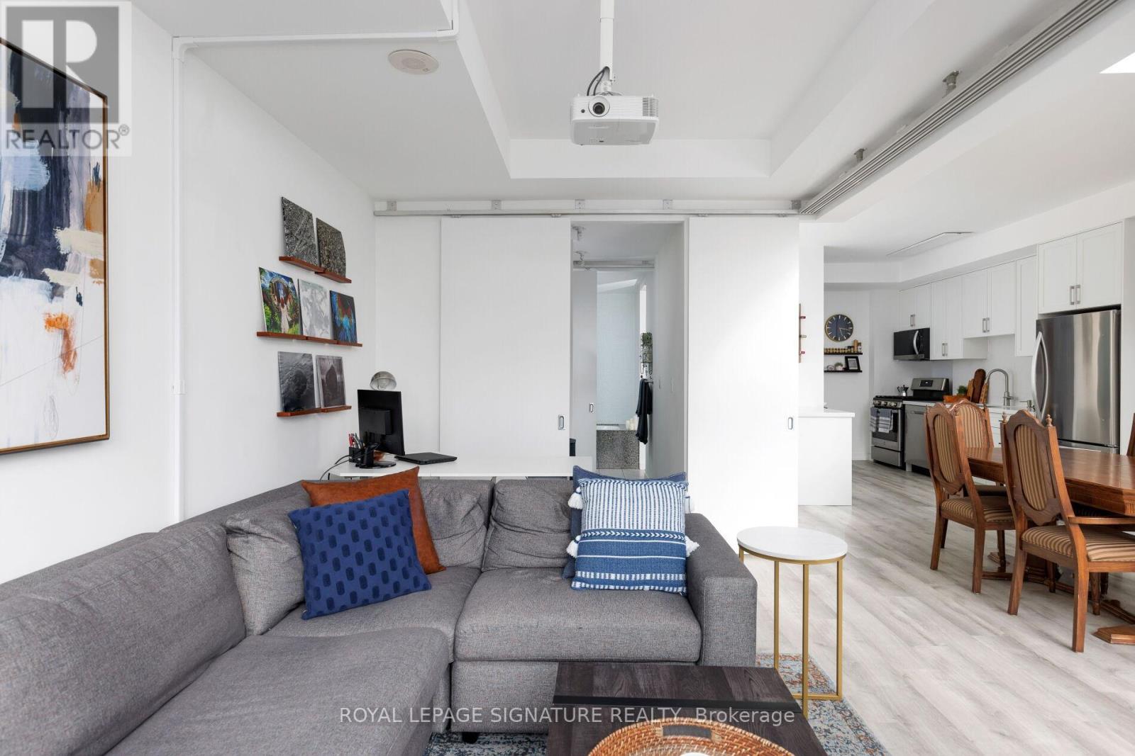 717 - 1 Shaw Street, Toronto, Ontario  M6K 0A1 - Photo 19 - C12716922