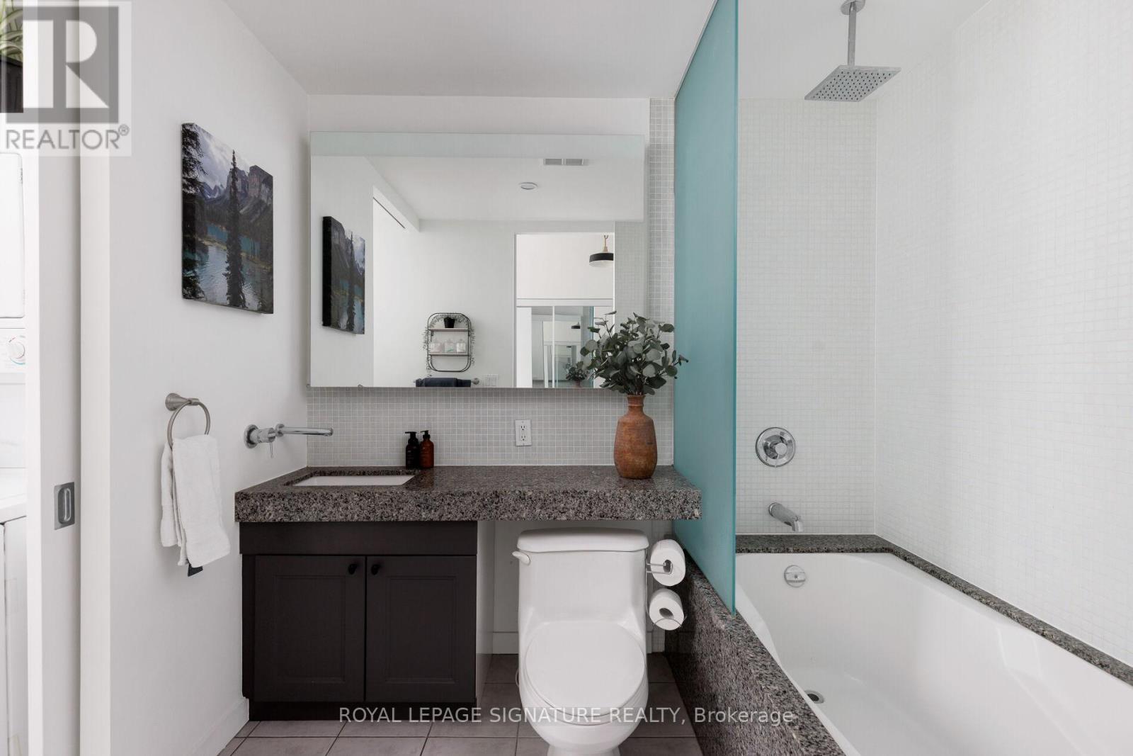 717 - 1 Shaw Street, Toronto, Ontario  M6K 0A1 - Photo 21 - C12716922