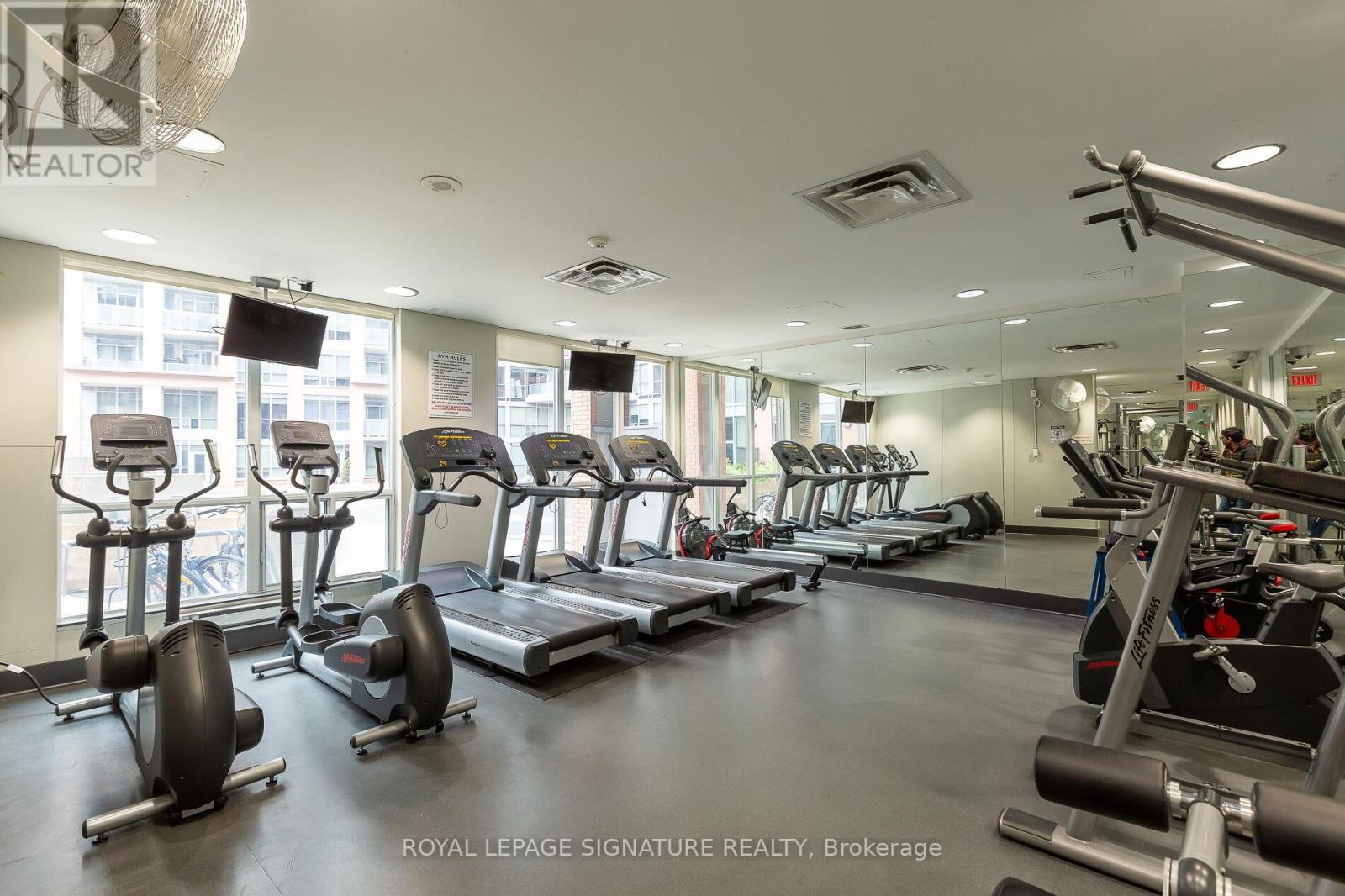 717 - 1 Shaw Street, Toronto, Ontario  M6K 0A1 - Photo 37 - C12716922