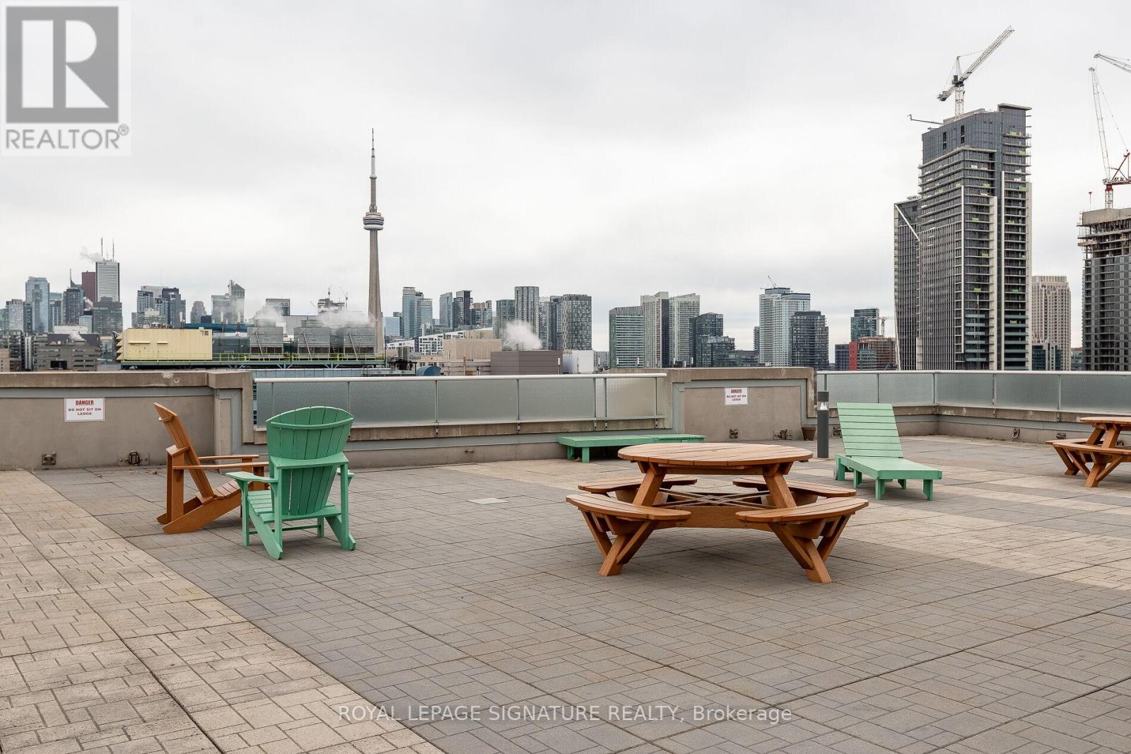 717 - 1 Shaw Street, Toronto, Ontario  M6K 0A1 - Photo 39 - C12716922