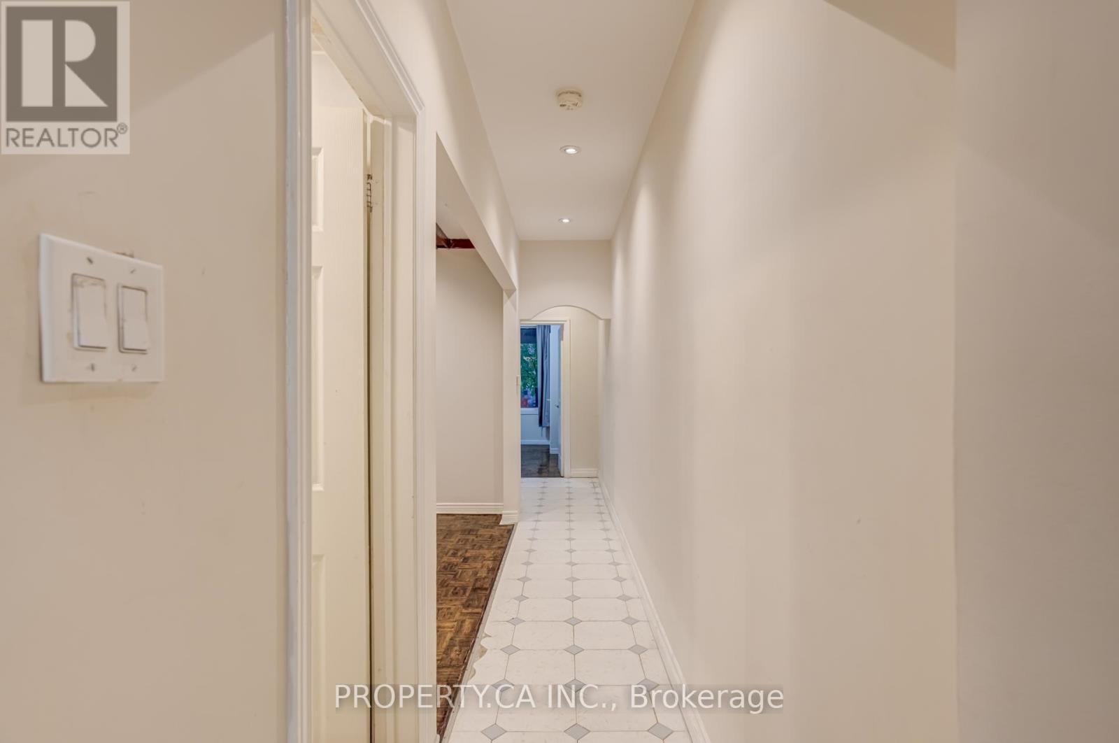 Main - 238 Saint Clarens Avenue, Toronto, Ontario  M6H 3W3 - Photo 10 - C12716946