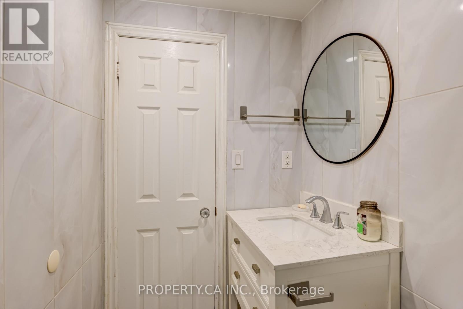 Main - 238 Saint Clarens Avenue, Toronto, Ontario  M6H 3W3 - Photo 18 - C12716946