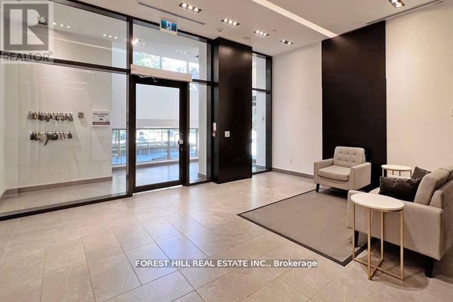 908 - 17 Dundonald Street, Toronto, Ontario  M4Y 0E4 - Photo 4 - C12716964