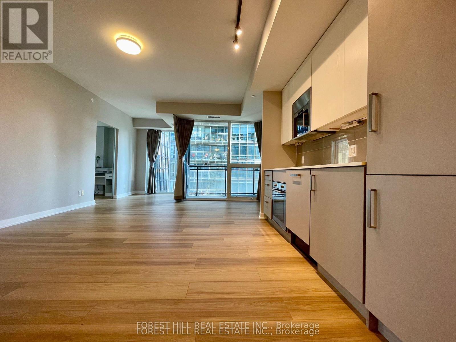 908 - 17 Dundonald Street, Toronto, Ontario  M4Y 0E4 - Photo 6 - C12716964