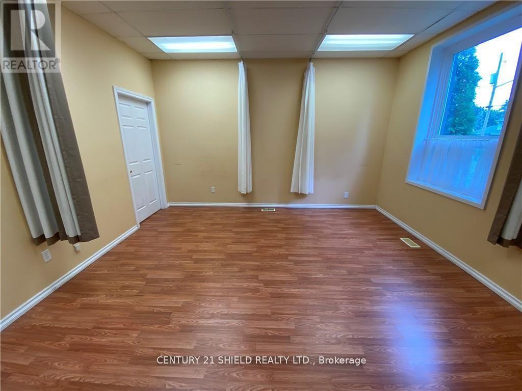 2 - 305 Baldwin Avenue, Cornwall, Ontario  K6H 4J6 - Photo 3 - X12717036