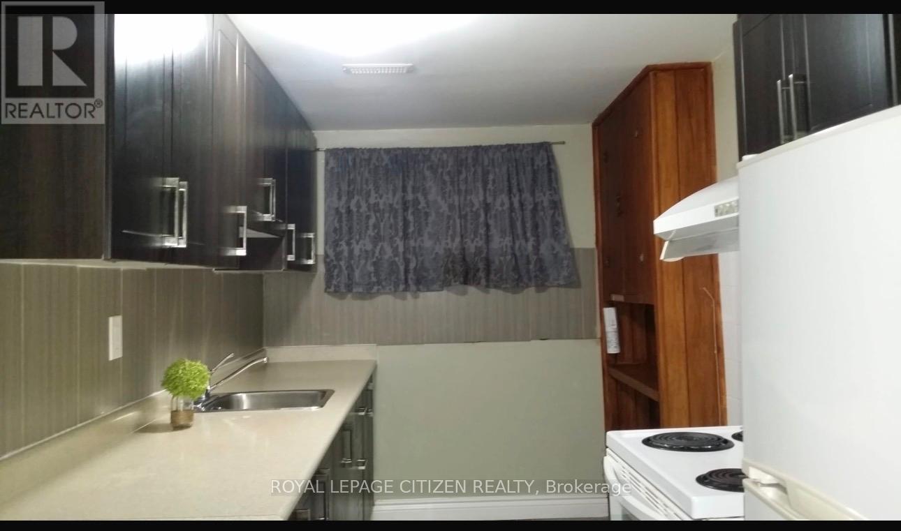 Bsmt - 32 Packard Boulevard, Toronto, Ontario  M1P 4K1 - Photo 6 - E12716730