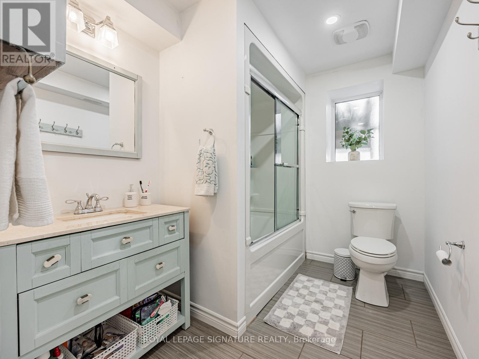 706 Annland Street, Pickering, Ontario  L1W 1B3 - Photo 18 - E12716822