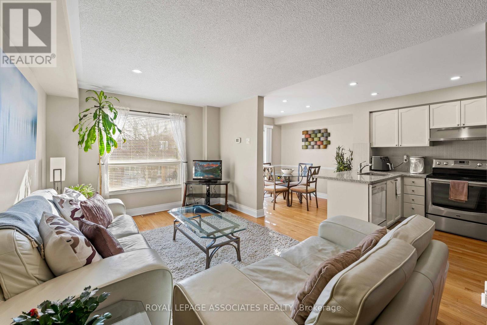 22 - 1995 Pinegrove Avenue, Pickering, Ontario  L1V 6W4 - Photo 12 - E12716986