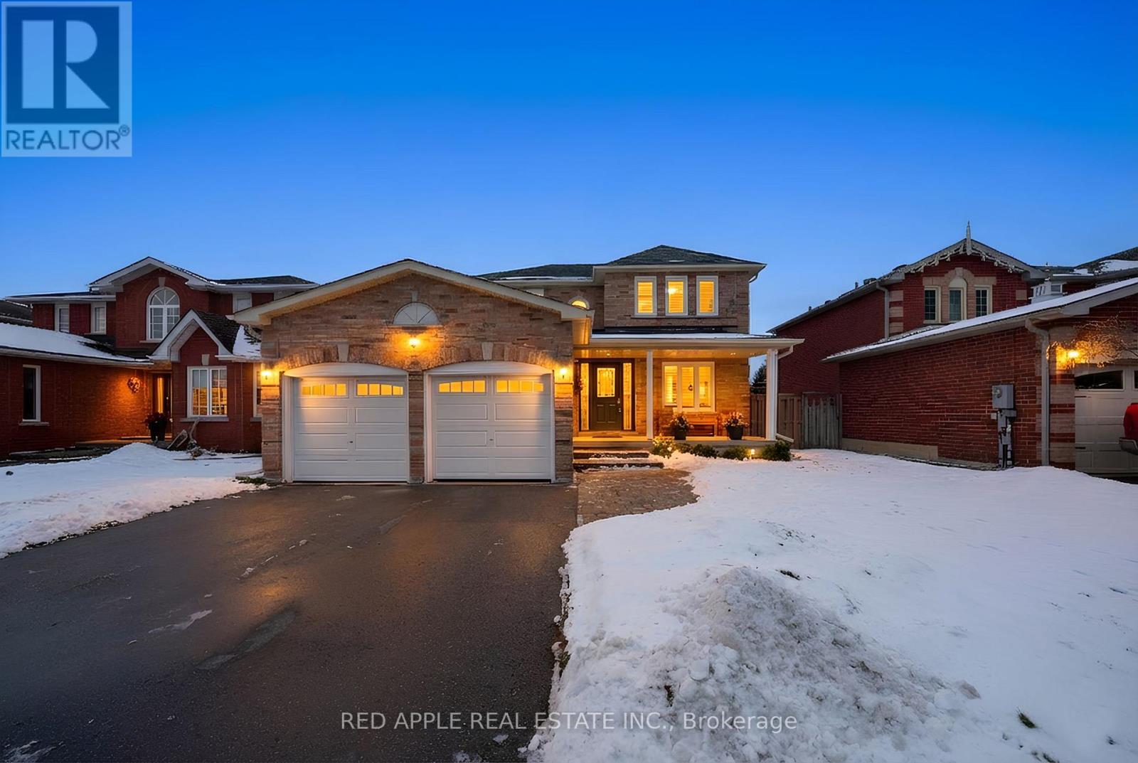 131 Northgate Drive, Bradford West Gwillimbury, Ontario  L3Z 2Z7 - Photo 2 - N12712158