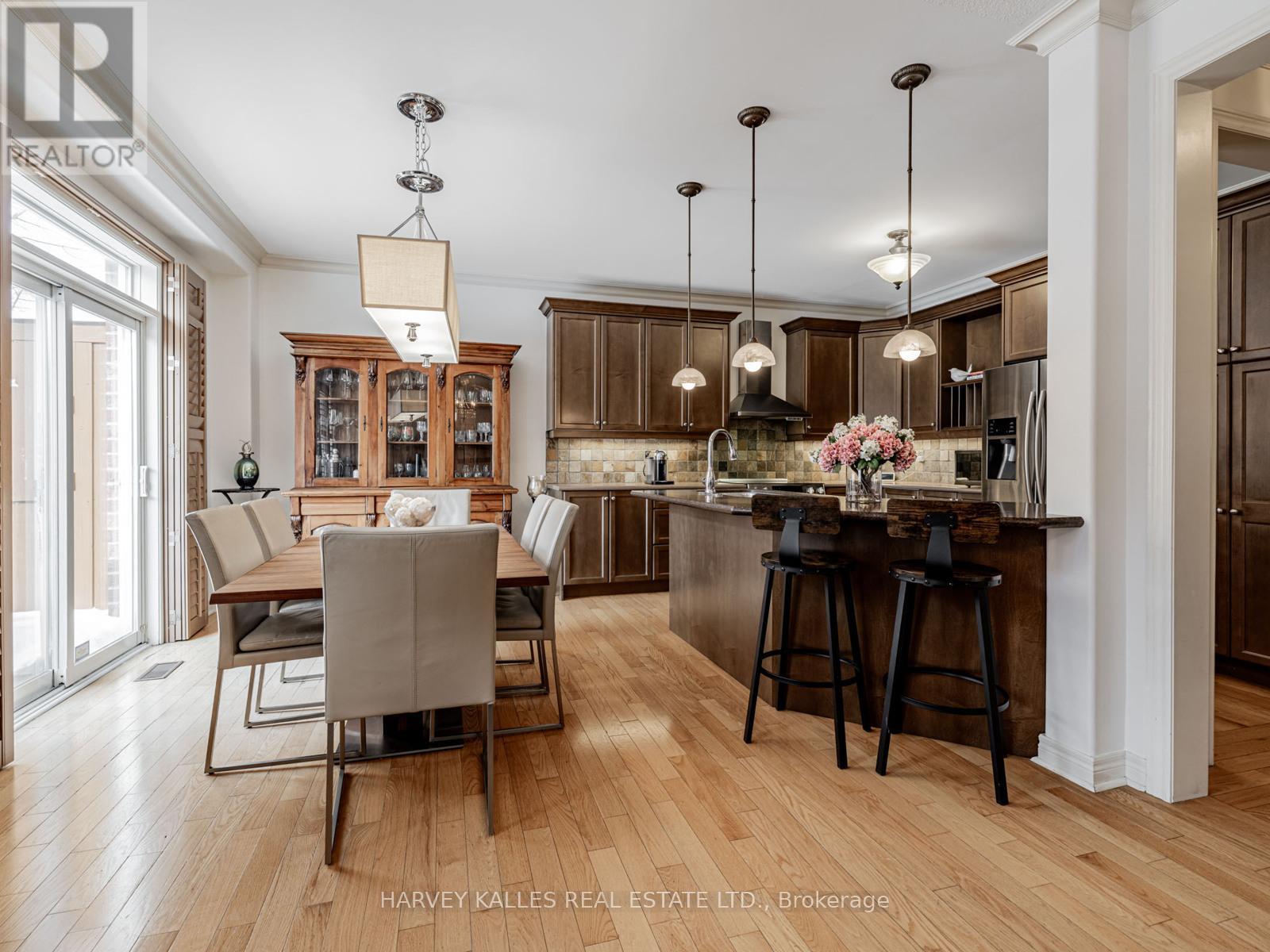 12 Barberry Crescent, Richmond Hill, Ontario  L4E 4S5 - Photo 10 - N12716806