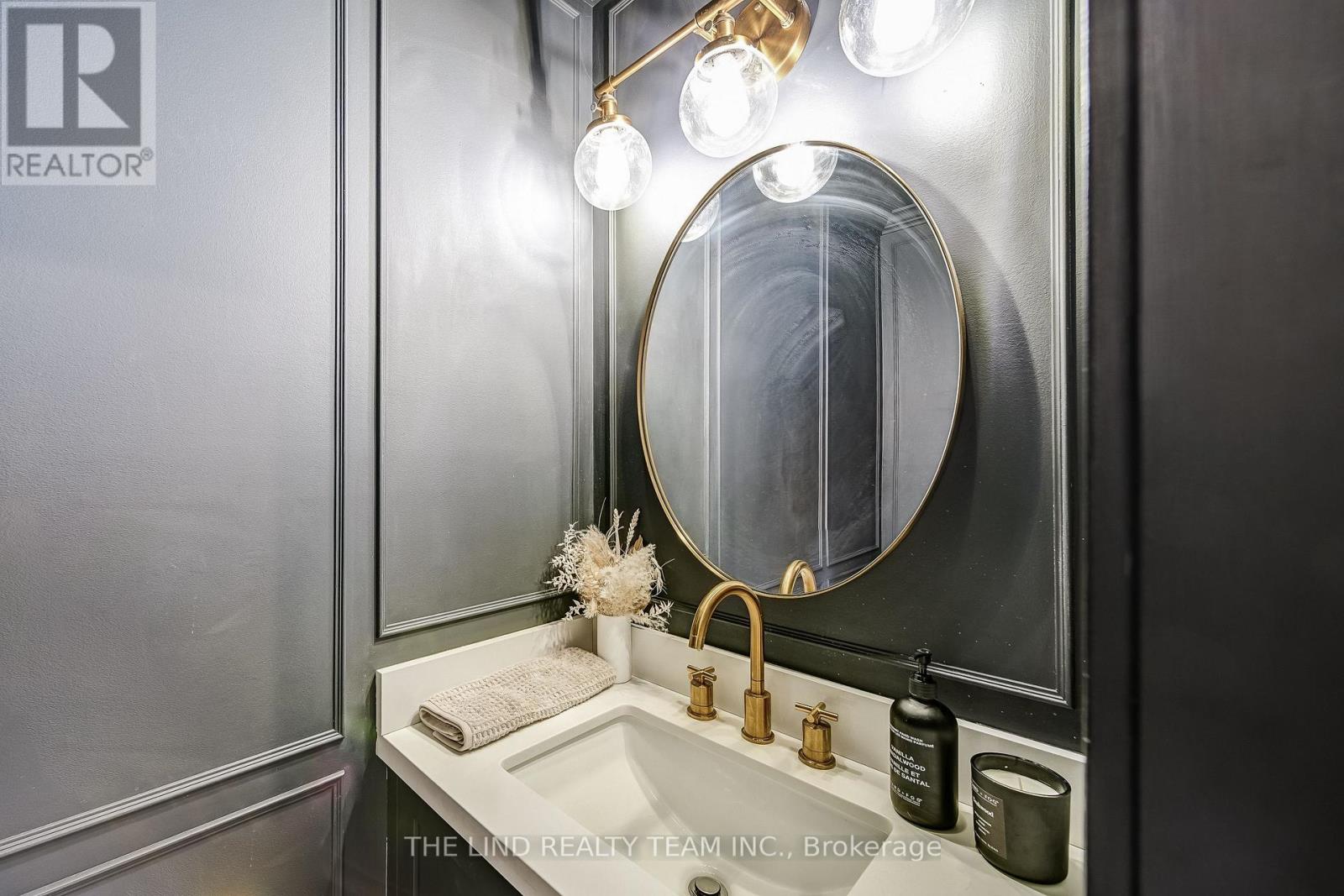 158 Dawlish Avenue, Aurora, Ontario  L4G 6R2 - Photo 7 - N12716962