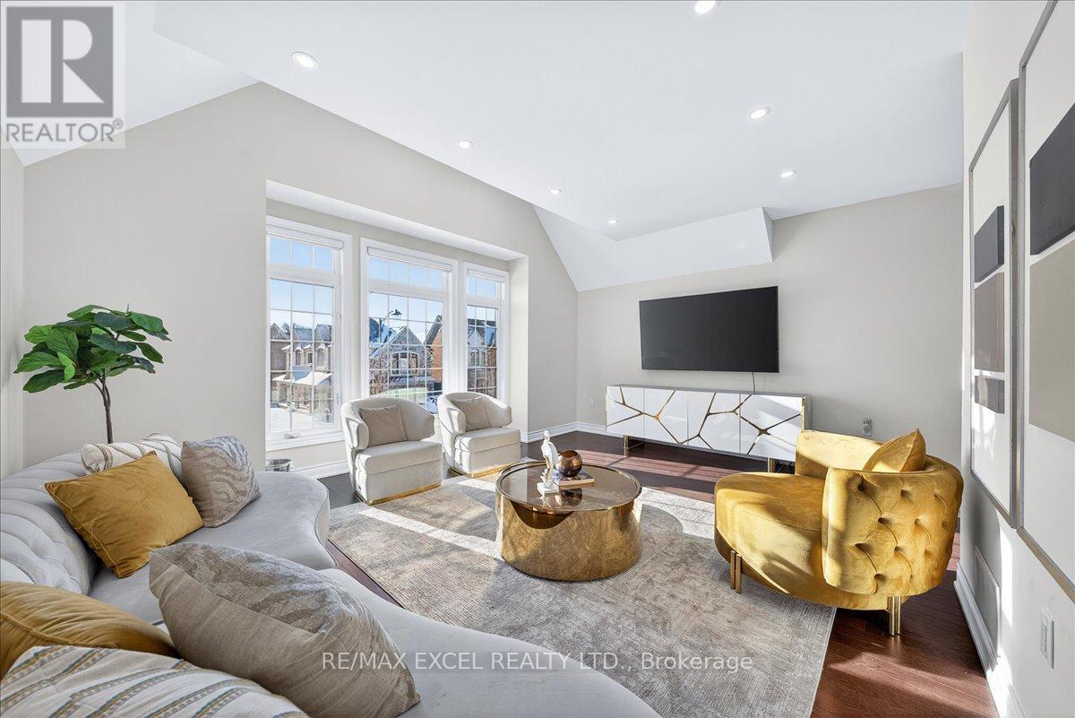 10 Deer Pass Road, East Gwillimbury, Ontario  L9N 0L6 - Photo 1 - N12716966