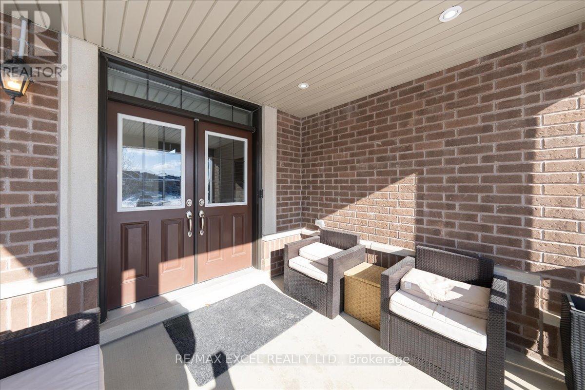 10 Deer Pass Road, East Gwillimbury, Ontario  L9N 0L6 - Photo 4 - N12716966