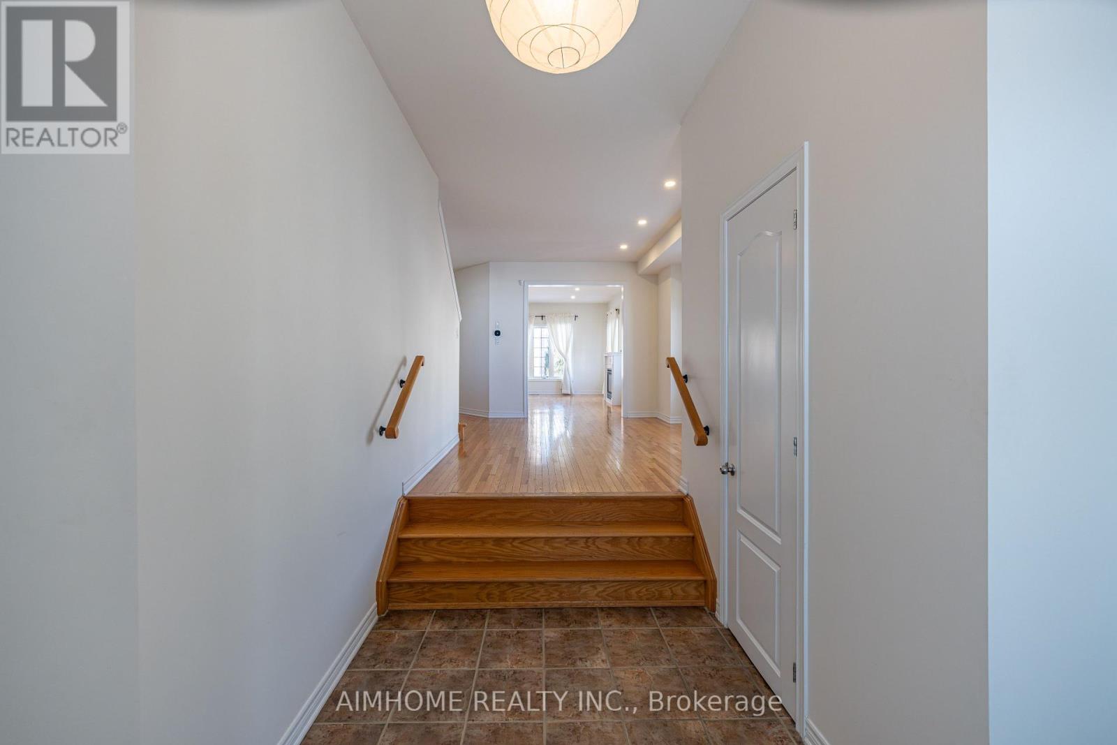 12 Limelight Street, Richmond Hill, Ontario  L4E 0P9 - Photo 4 - N12716984