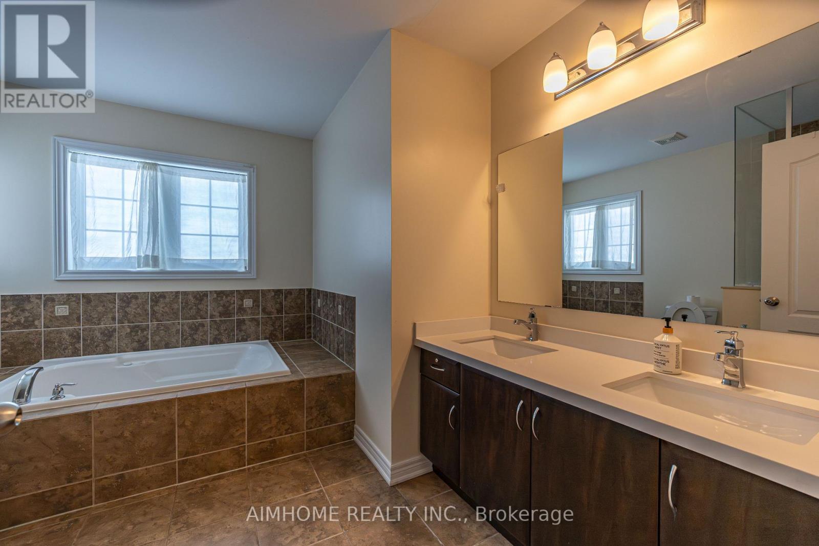 12 Limelight Street, Richmond Hill, Ontario  L4E 0P9 - Photo 40 - N12716984