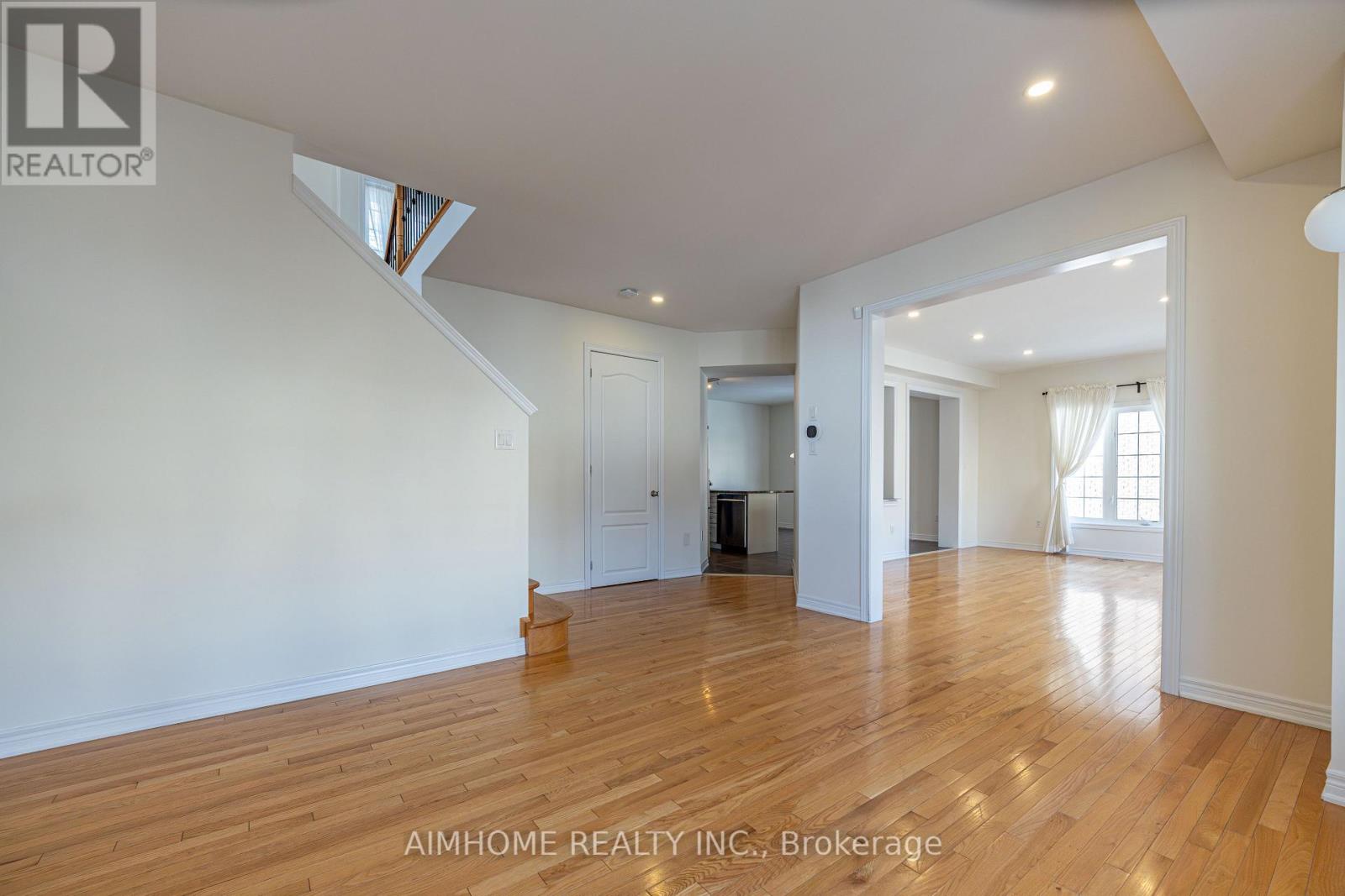 12 Limelight Street, Richmond Hill, Ontario  L4E 0P9 - Photo 9 - N12716984