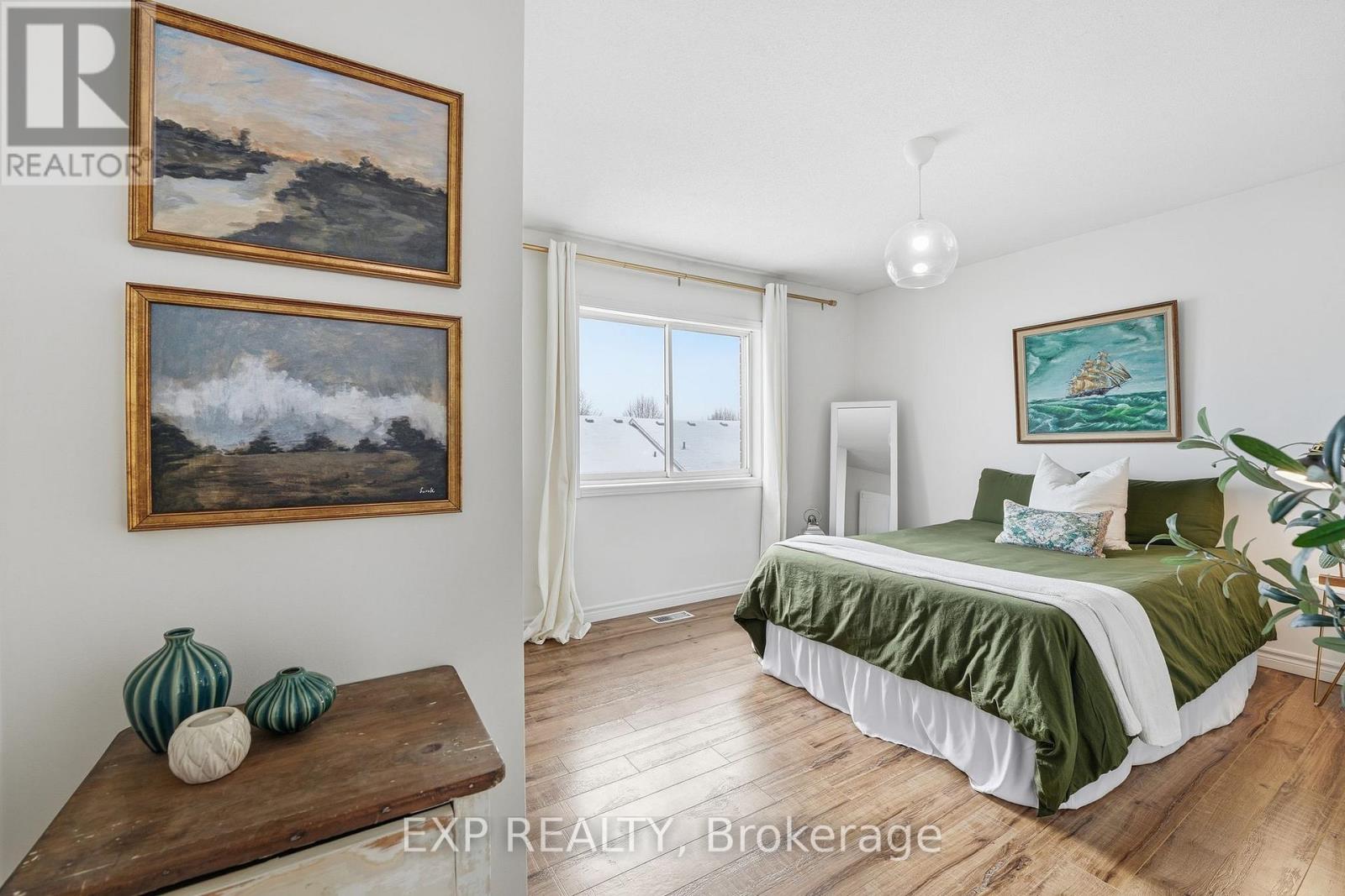 70 Brecken Drive, Georgina, Ontario  L4P 4A7 - Photo 32 - N12716990