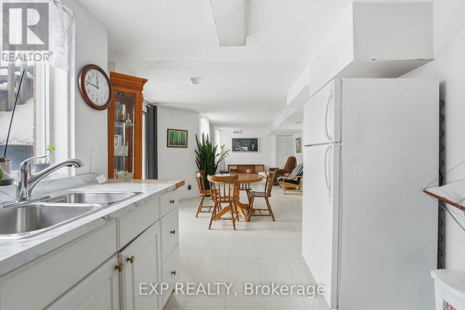 70 Brecken Drive, Georgina, Ontario  L4P 4A7 - Photo 39 - N12716990