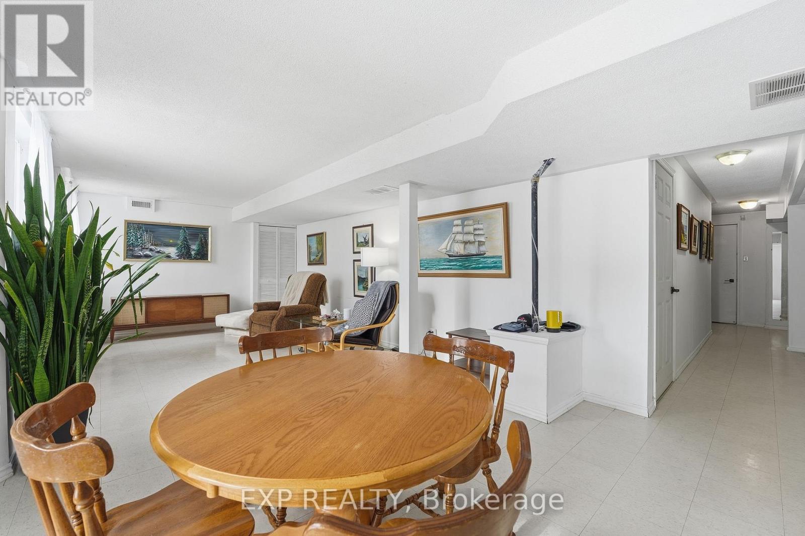 70 Brecken Drive, Georgina, Ontario  L4P 4A7 - Photo 43 - N12716990