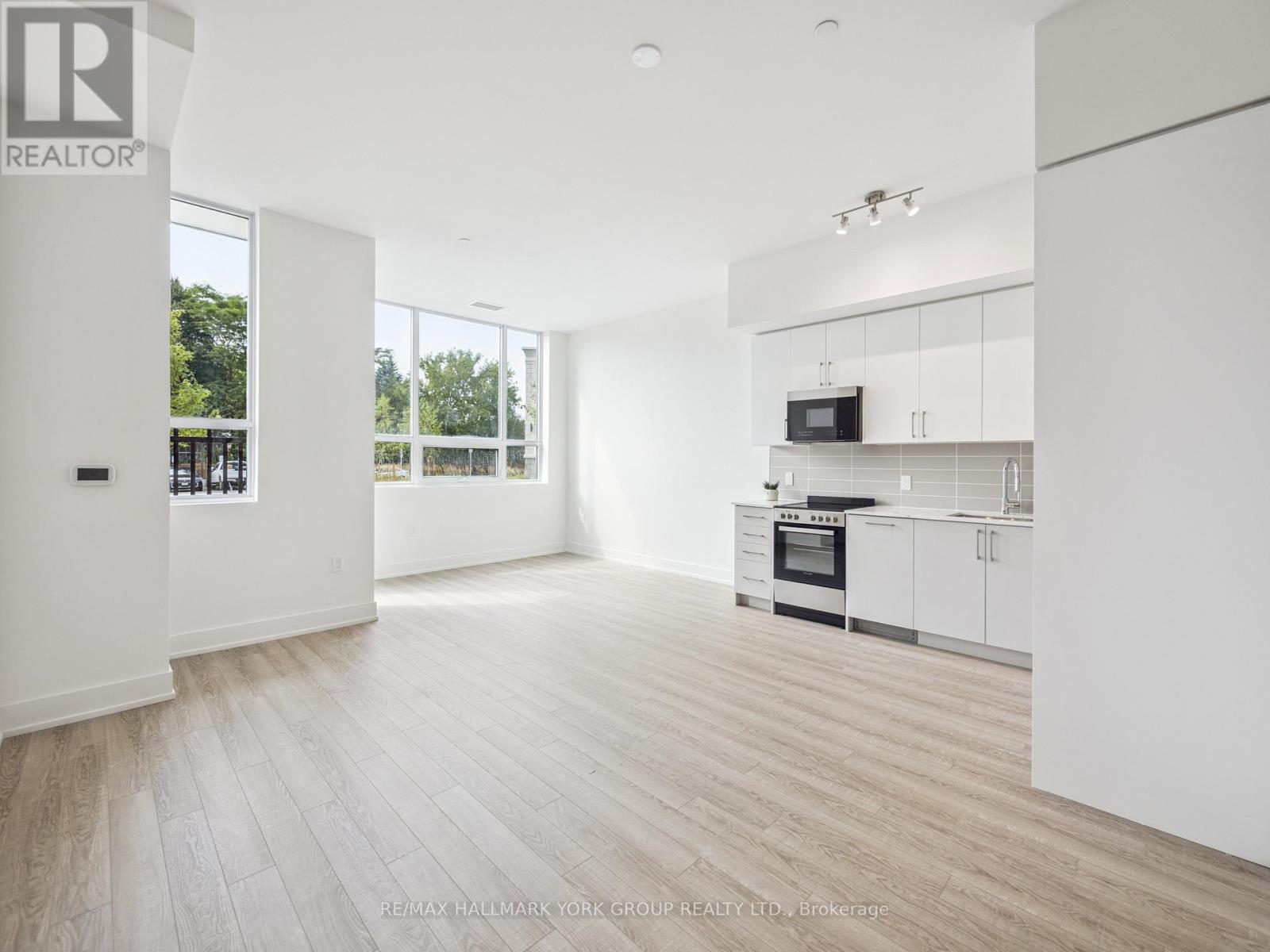 104 - 2075 King Road, King, Ontario  L7B 0R6 - Photo 10 - N12716994