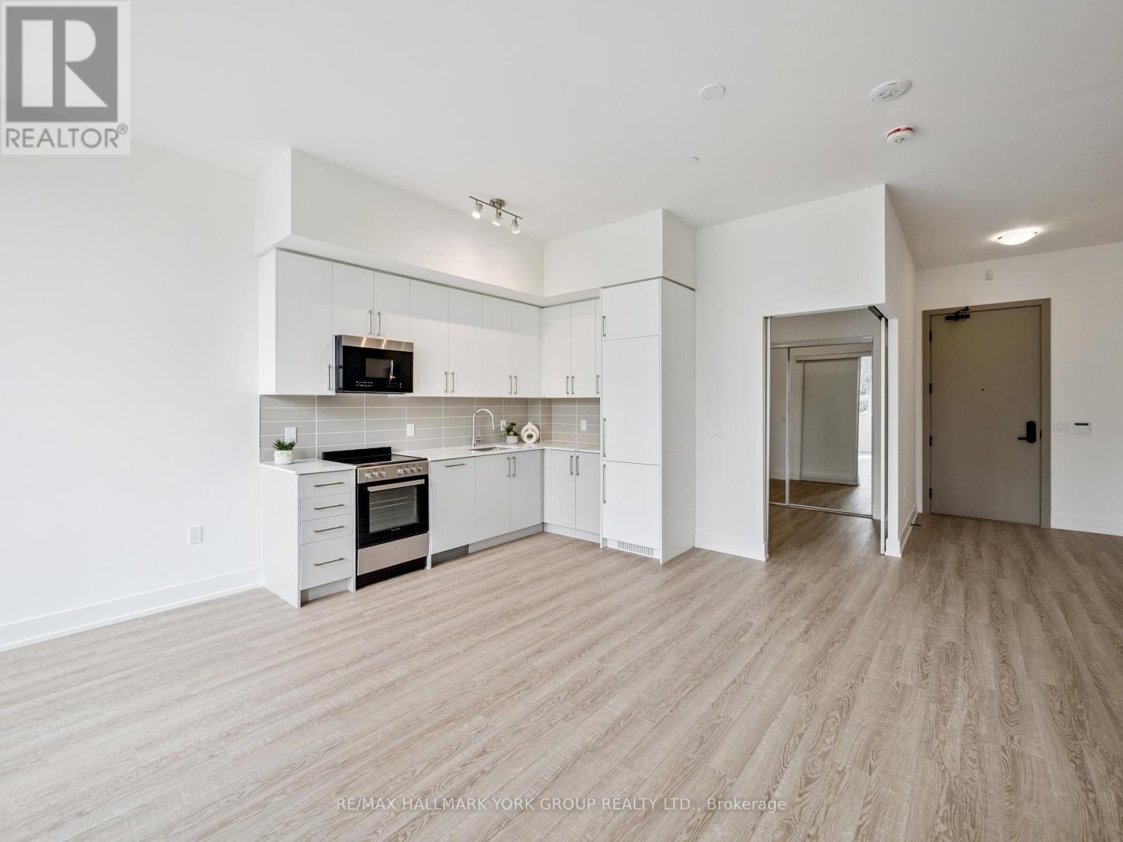 104 - 2075 King Road, King, Ontario  L7B 0R6 - Photo 14 - N12716994