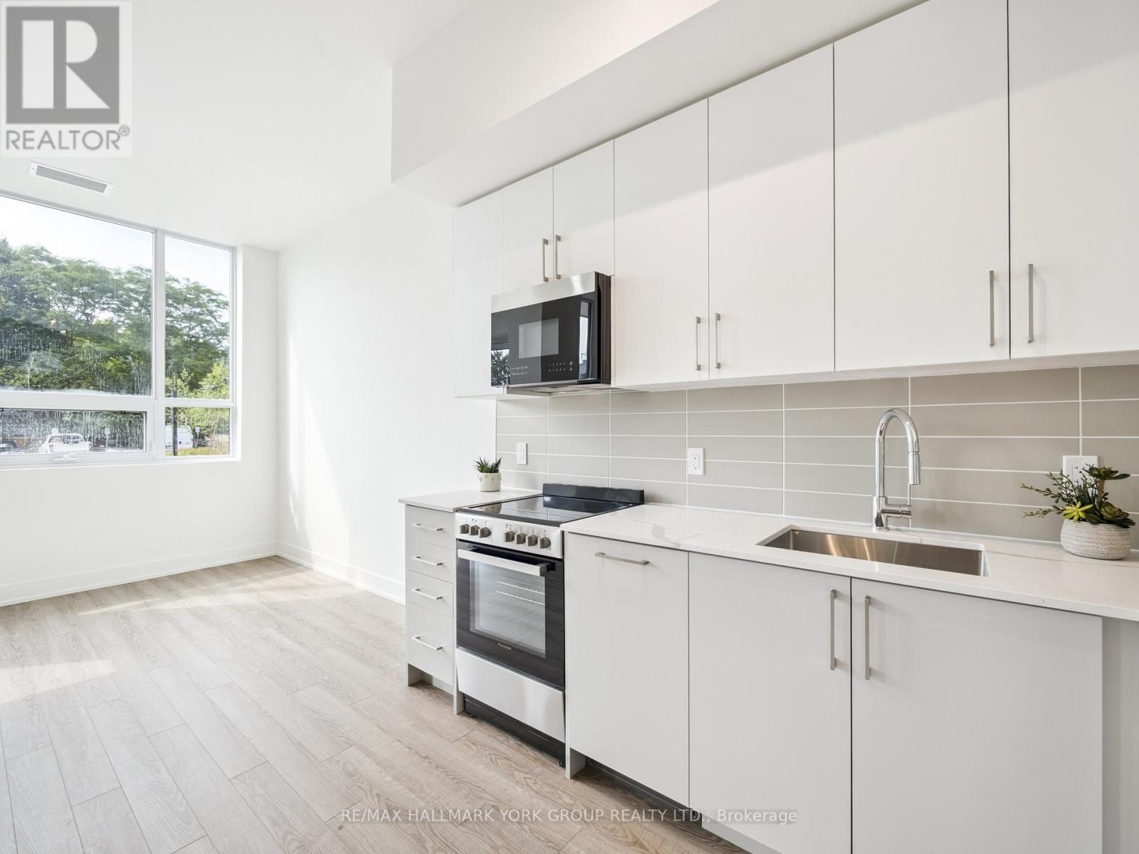 104 - 2075 King Road, King, Ontario  L7B 0R6 - Photo 15 - N12716994